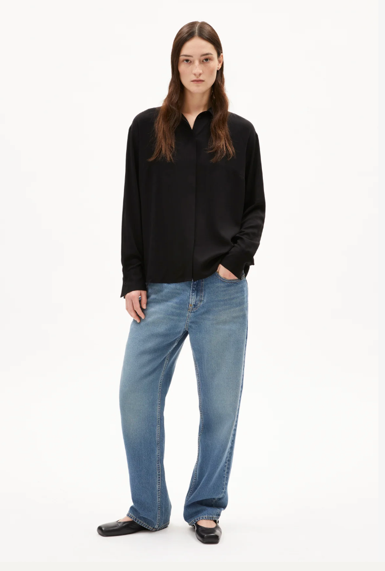Shirt LARISAANA | black