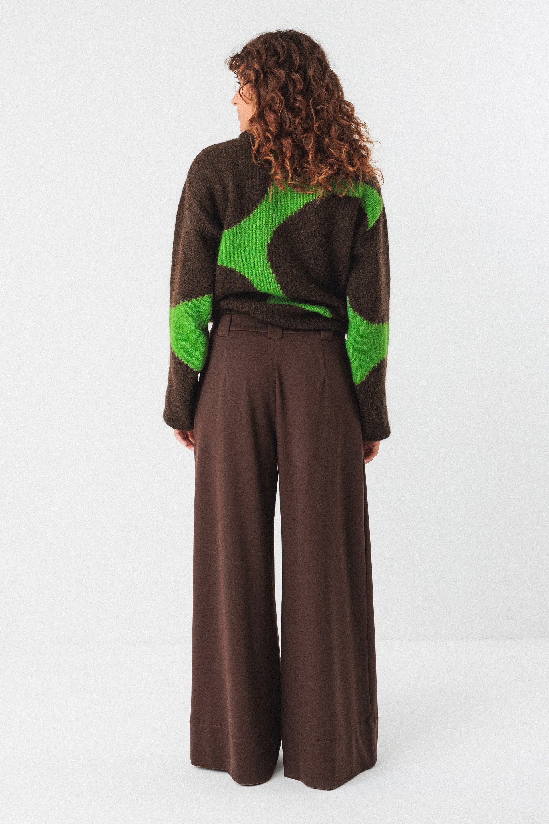 Hose NIA | brown
