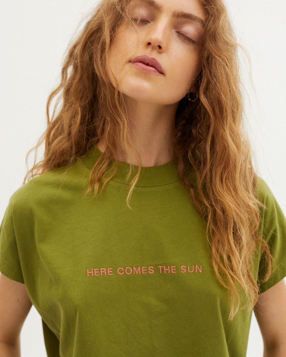 Here comes the sun- T-Shirt Green